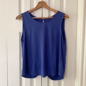 Blue casual sleeveless top